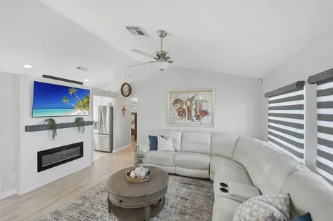5754 NW Jigsaw Lane Port St Lucie FL 34986