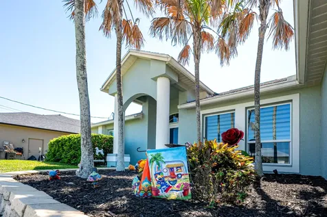 5754 NW Jigsaw Lane Port St Lucie FL 34986