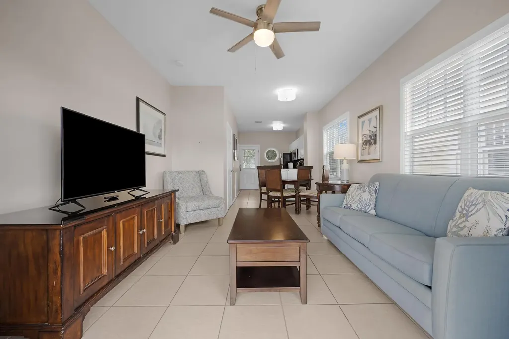 5067 Sunset Village Drive Duck Key FL 33050