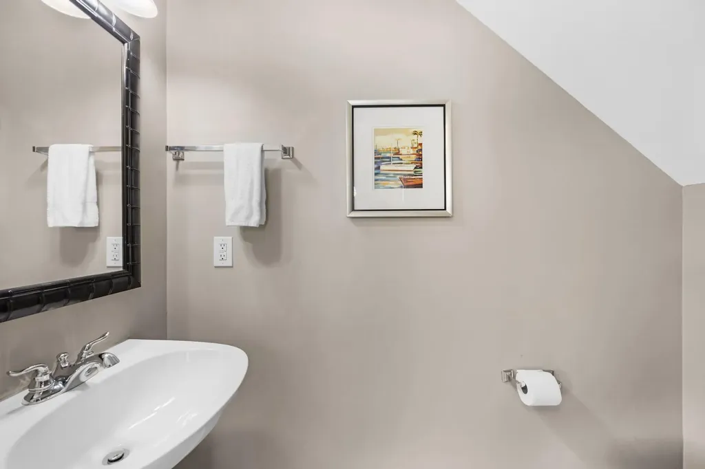 5067 Sunset Village Drive Duck Key FL 33050