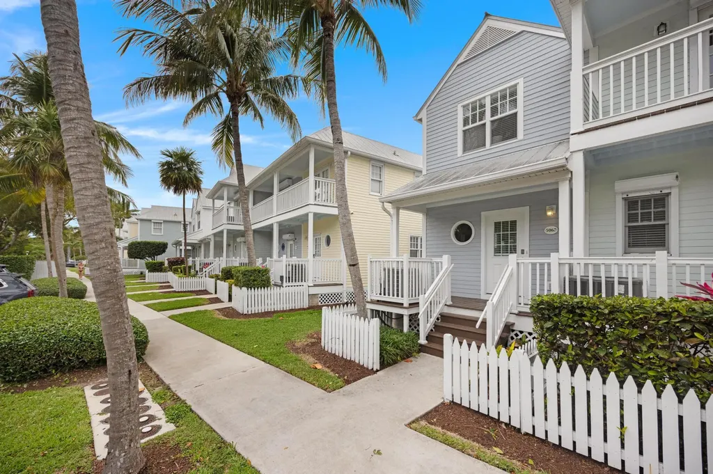 5067 Sunset Village Drive Duck Key FL 33050