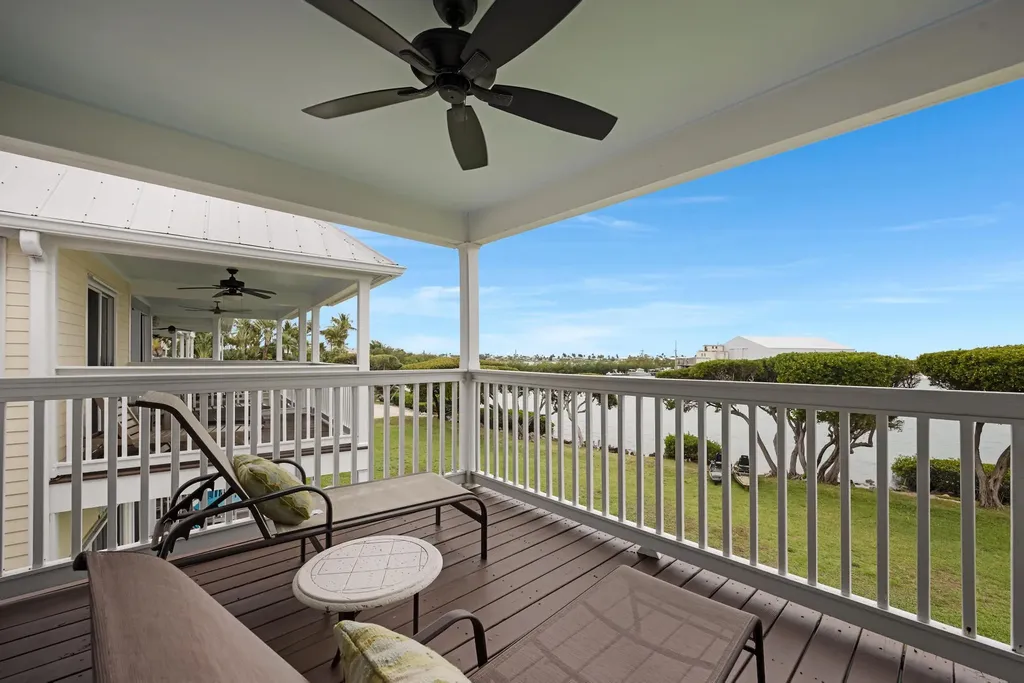5067 Sunset Village Drive Duck Key FL 33050