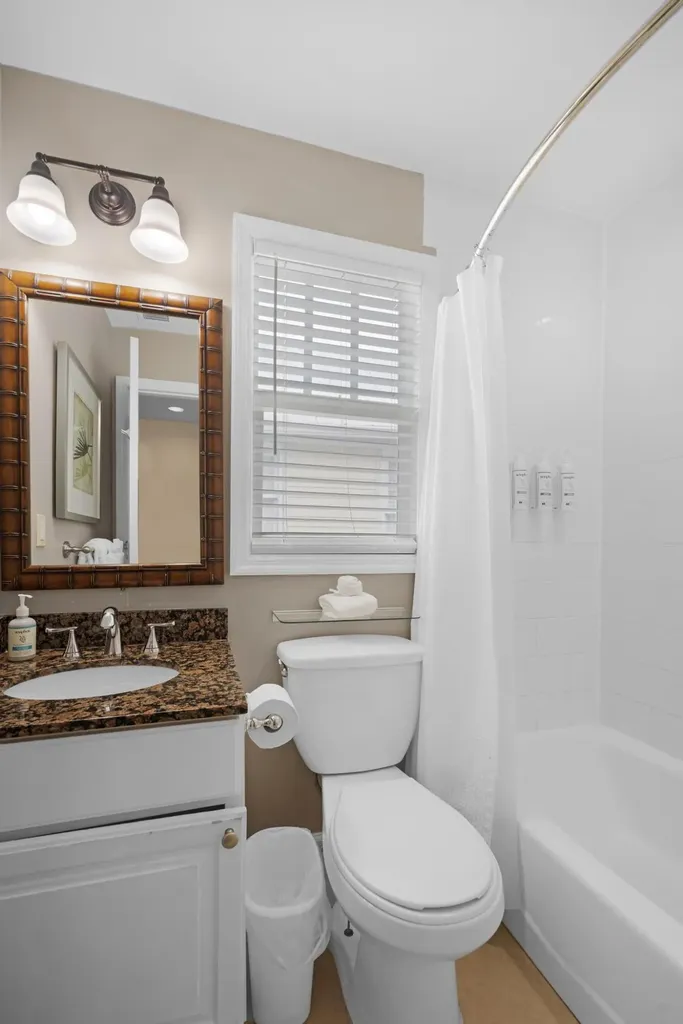 5067 Sunset Village Drive Duck Key FL 33050