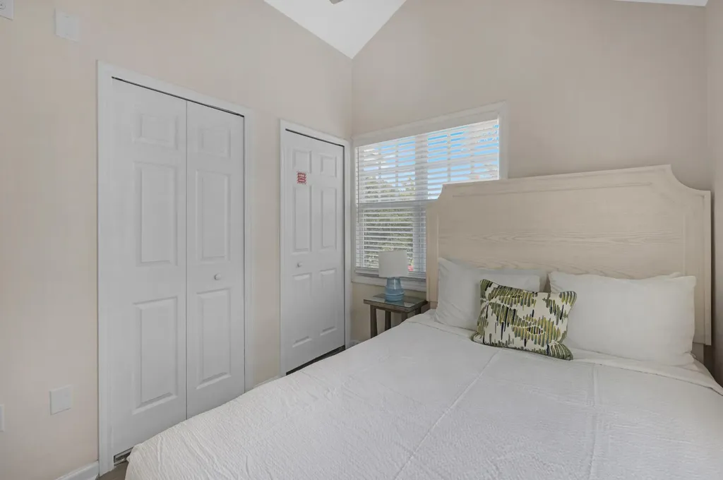 5067 Sunset Village Drive Duck Key FL 33050