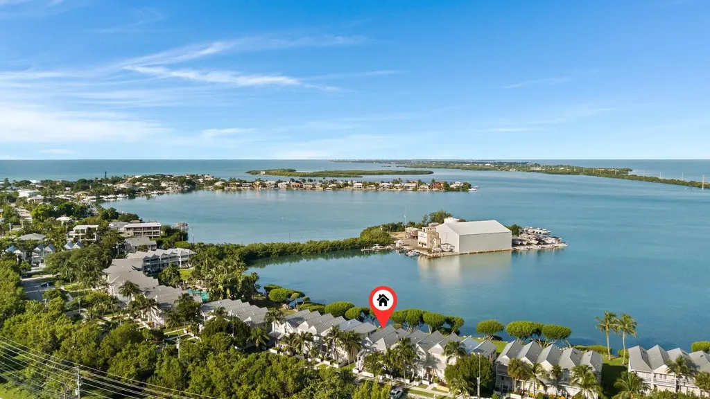 5067 Sunset Village Drive Duck Key FL 33050