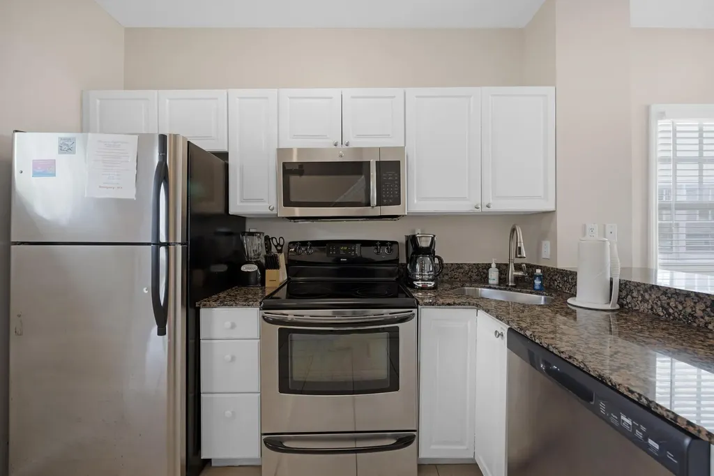 5067 Sunset Village Drive Duck Key FL 33050