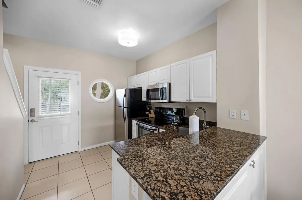 5067 Sunset Village Drive Duck Key FL 33050