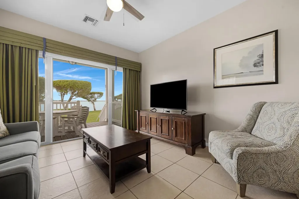 5067 Sunset Village Drive Duck Key FL 33050