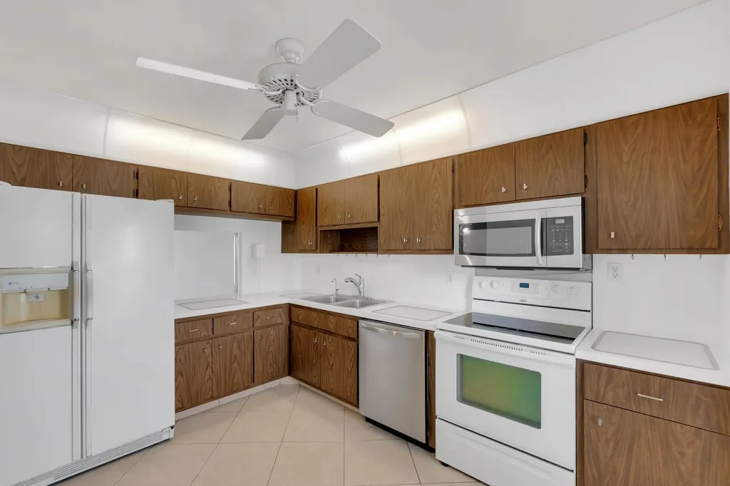 750 N Ocean Boulevard Pompano Beach FL 33062
