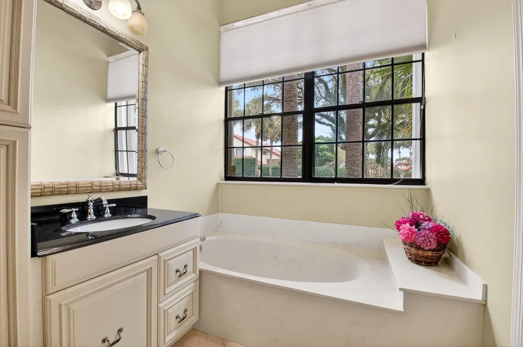 21700 Club Villa Terrace Boca Raton FL 33433