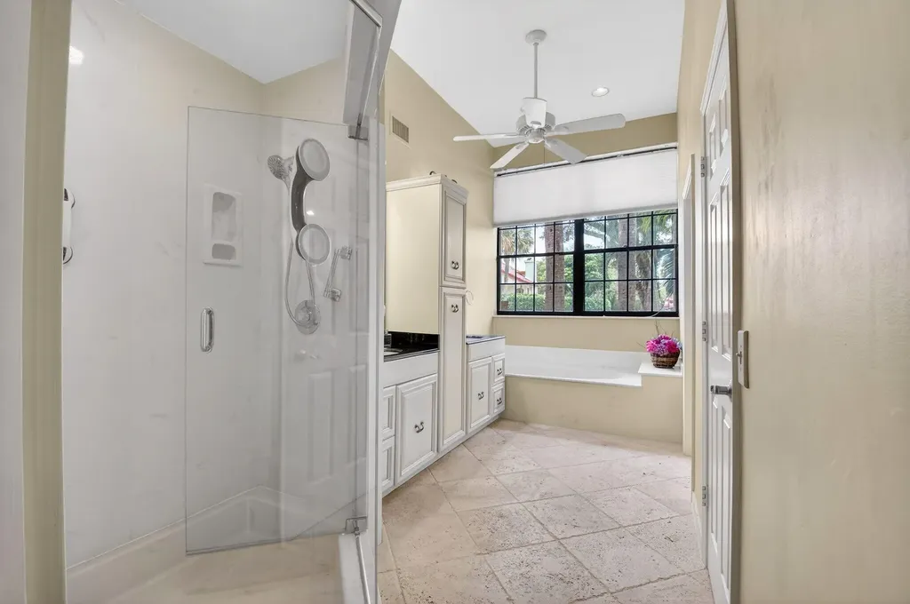 21700 Club Villa Terrace Boca Raton FL 33433