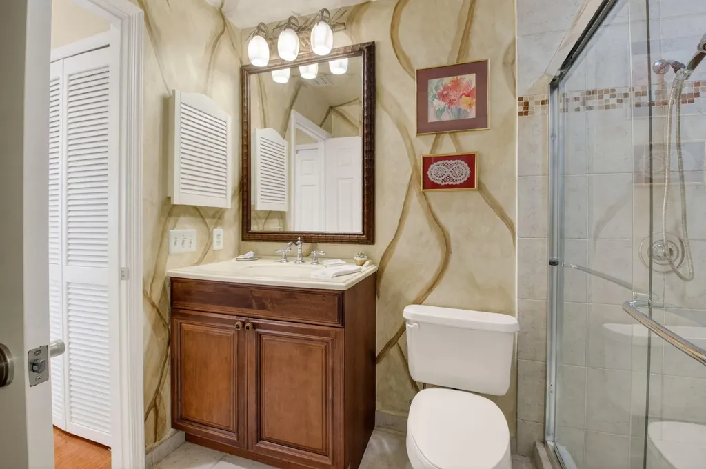21700 Club Villa Terrace Boca Raton FL 33433
