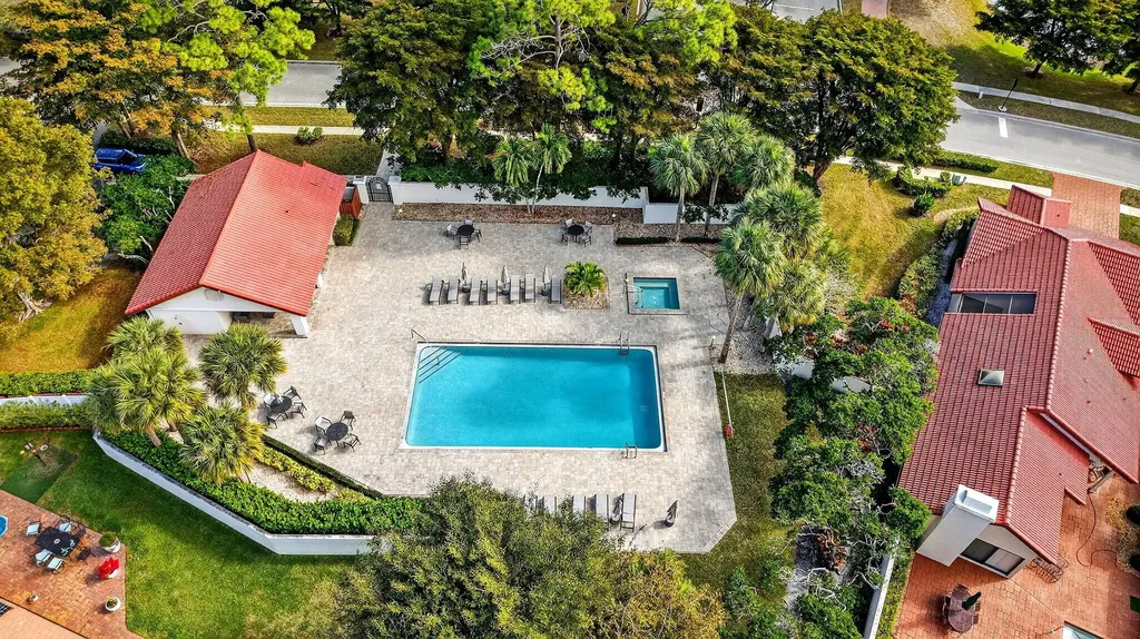 21700 Club Villa Terrace Boca Raton FL 33433