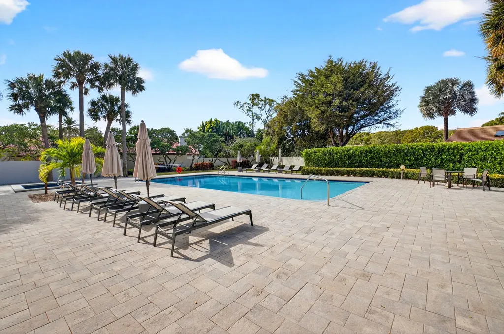 21700 Club Villa Terrace Boca Raton FL 33433