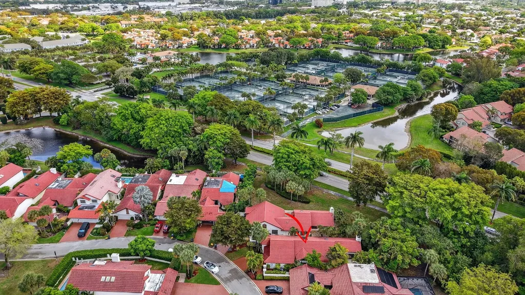 21700 Club Villa Terrace Boca Raton FL 33433