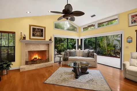 21700 Club Villa Terrace Boca Raton FL 33433
