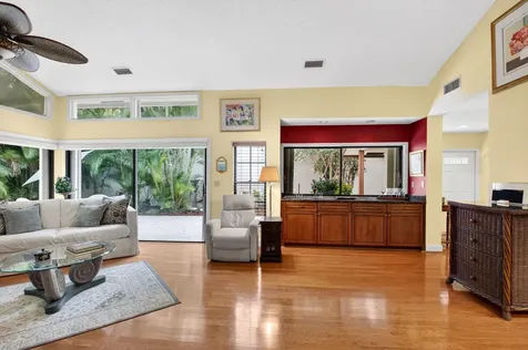 21700 Club Villa Terrace Boca Raton FL 33433