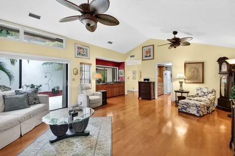 21700 Club Villa Terrace Boca Raton FL 33433