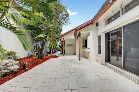 21700 Club Villa Terrace Boca Raton FL 33433