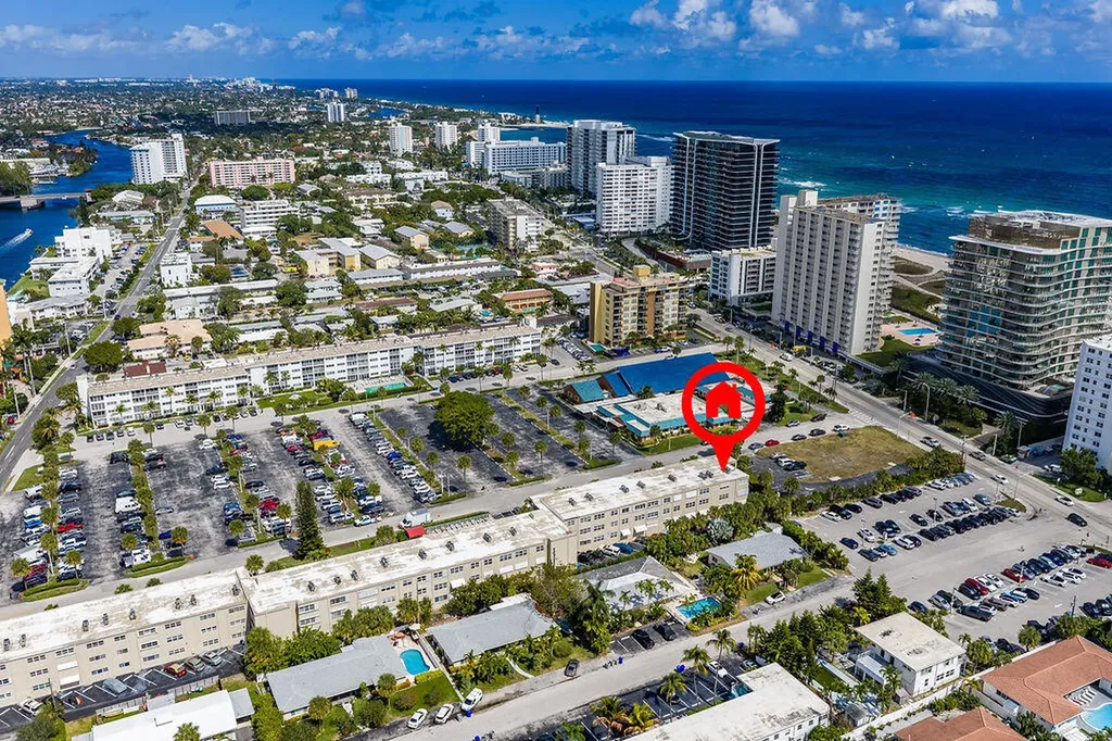 3200 NE 7th Court Pompano Beach FL 33062