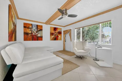 3200 NE 7th Court Pompano Beach FL 33062