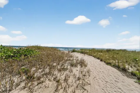 3200 NE 7th Court Pompano Beach FL 33062