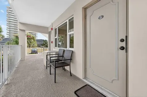 3200 NE 7th Court Pompano Beach FL 33062
