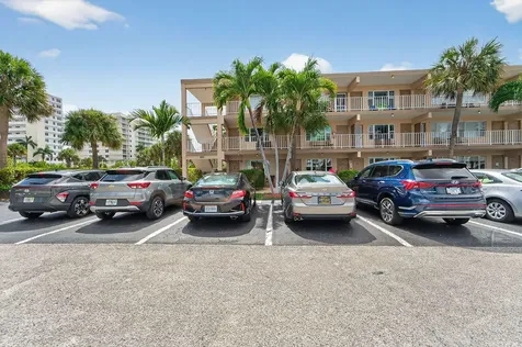 3200 NE 7th Court Pompano Beach FL 33062