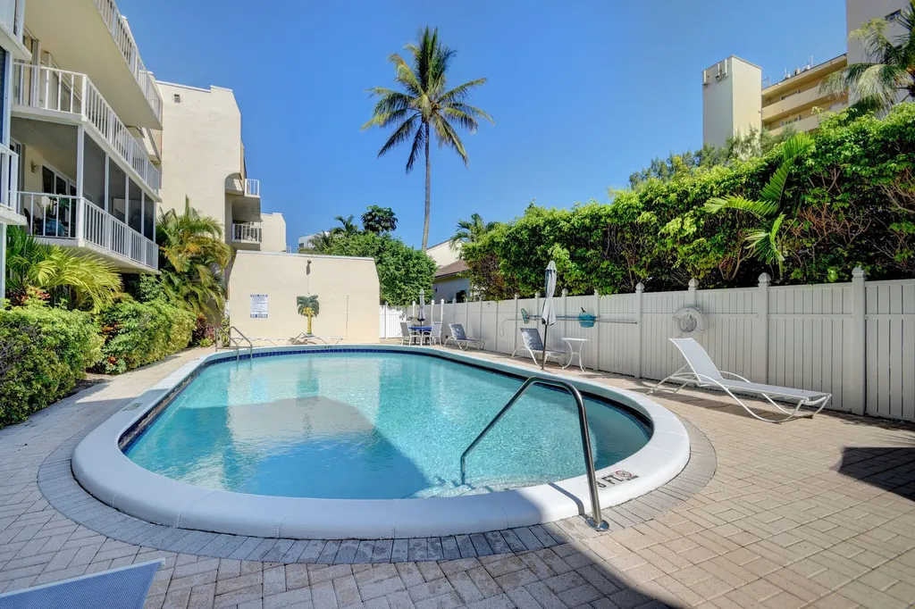 3575 S Ocean Boulevard South Palm Beach FL 33480
