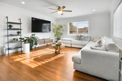9 NE 19th Court Wilton Manors FL 33305