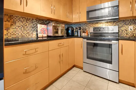 9 NE 19th Court Wilton Manors FL 33305