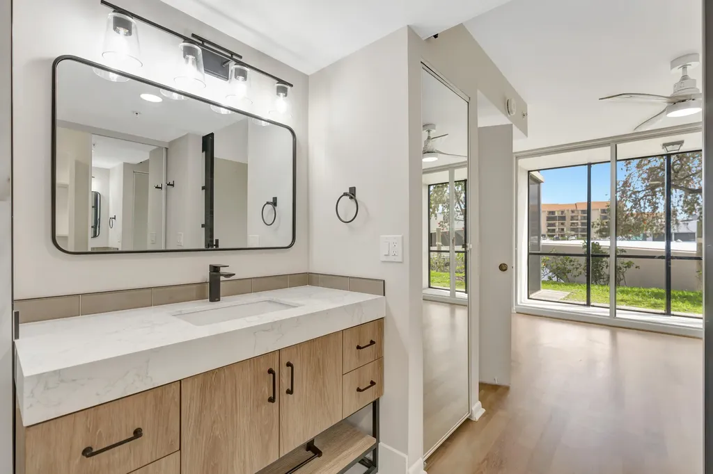 2501 Marina Isle Way Jupiter FL 33477