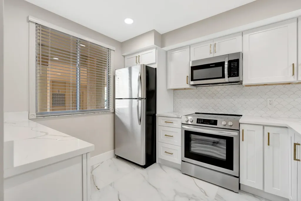 2501 Marina Isle Way Jupiter FL 33477