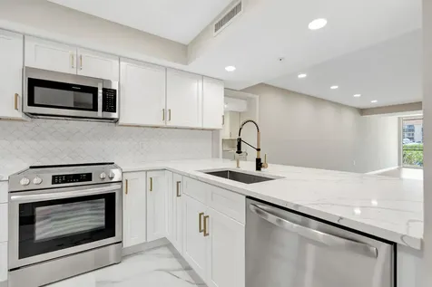 2501 Marina Isle Way Jupiter FL 33477