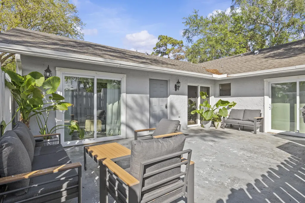 1368 Periwinkle Place Wellington FL 33414
