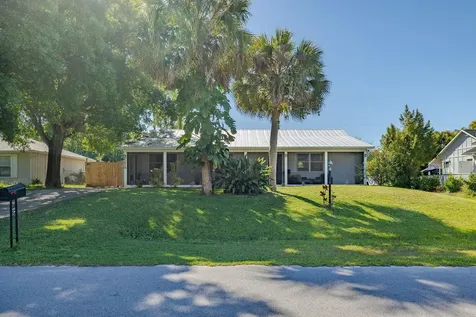 1415 SW 16th Court Court SW Vero Beach FL 32962