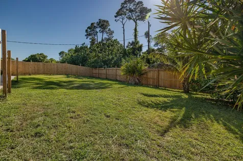 1415 SW 16th Court Court SW Vero Beach FL 32962
