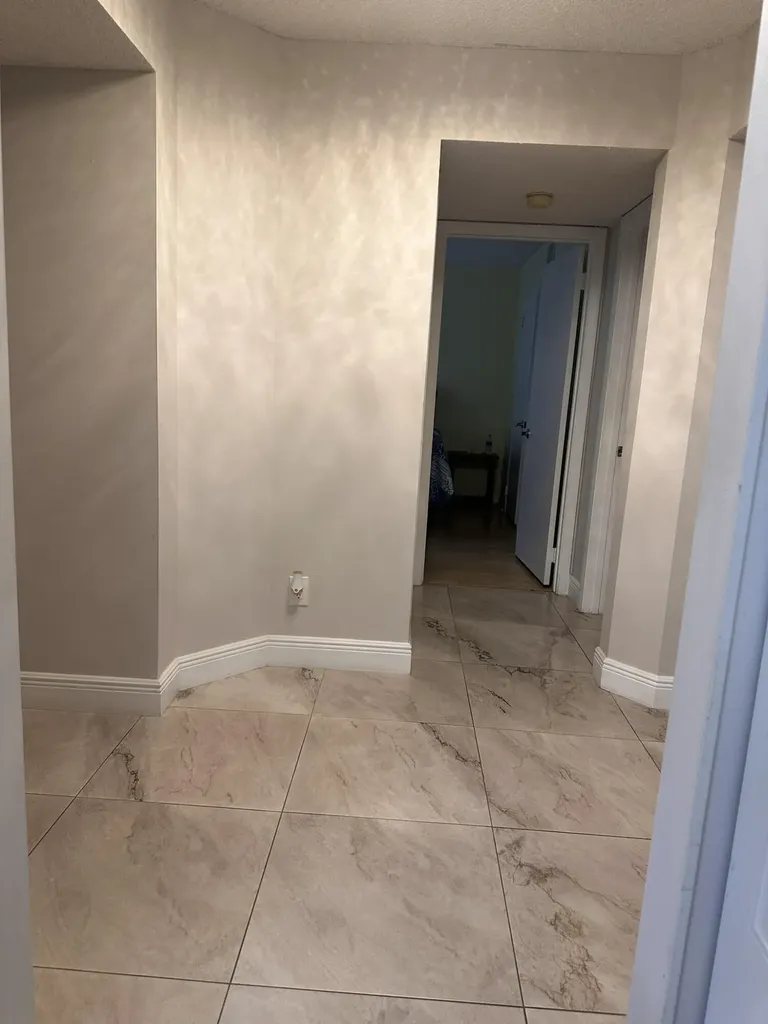 6698 N 10th Avenue Avenue N Lake Worth FL 33467