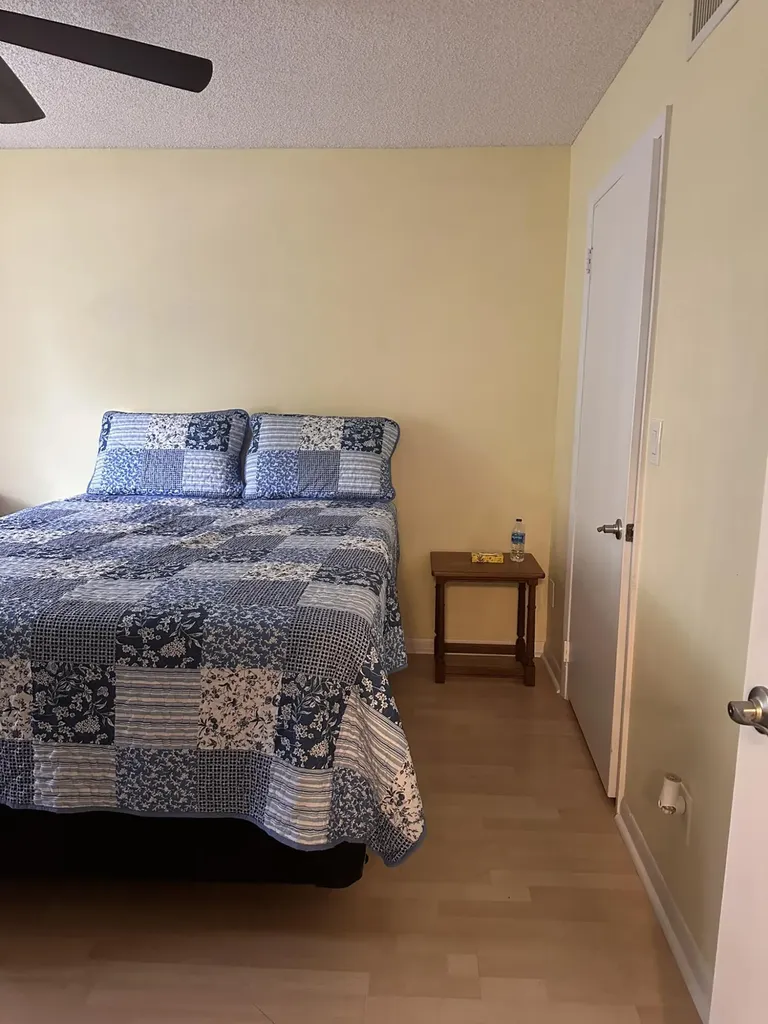 6698 N 10th Avenue Avenue N Lake Worth FL 33467