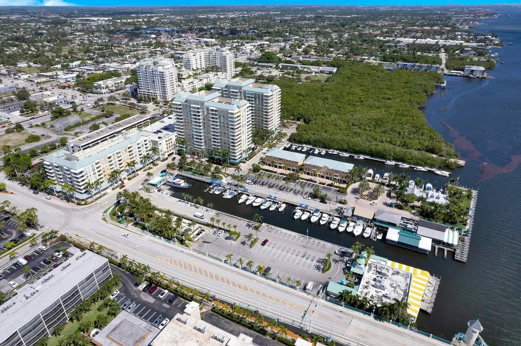 100 NE 6th Street Boynton Beach FL 33435