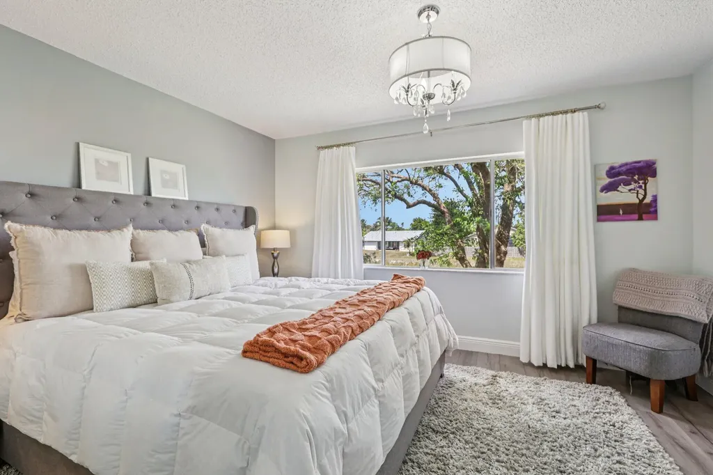 10625 NW 30th Place Sunrise FL 33322