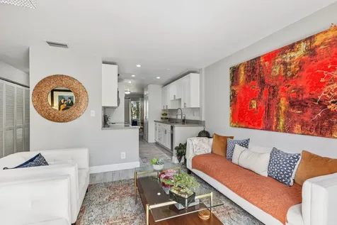 10625 NW 30th Place Sunrise FL 33322