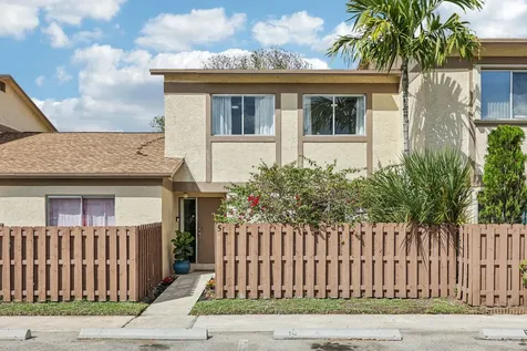 10625 NW 30th Place Sunrise FL 33322