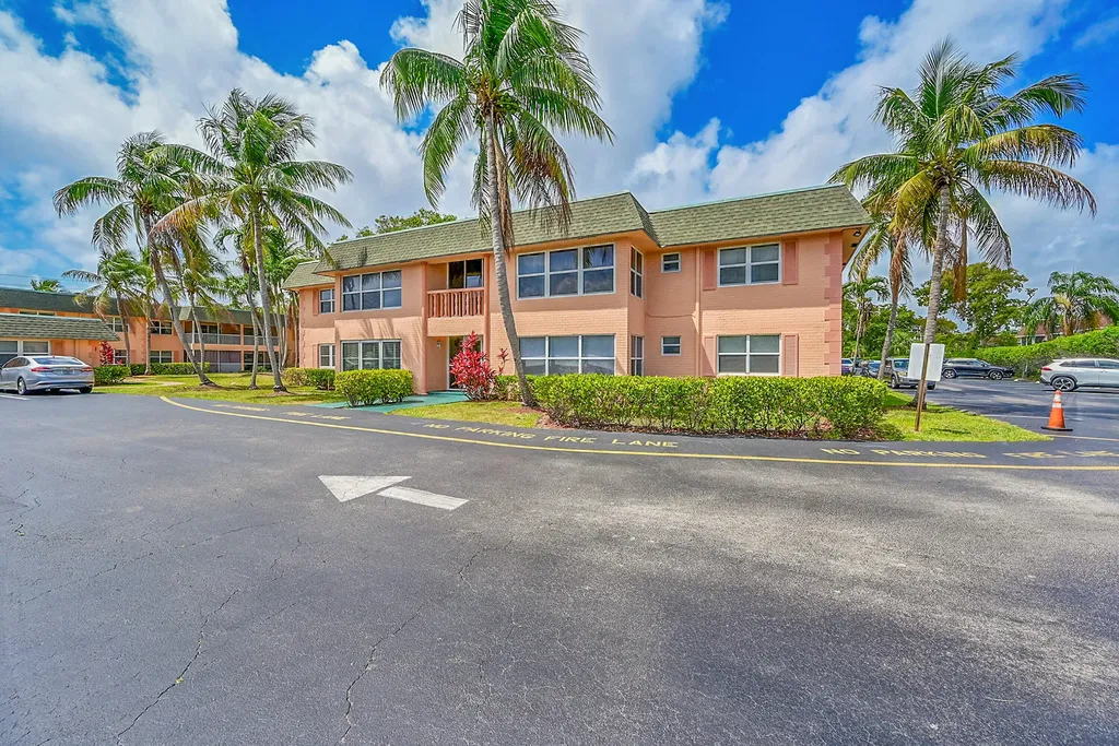 760 SE 2nd Avenue Deerfield Beach FL 33441