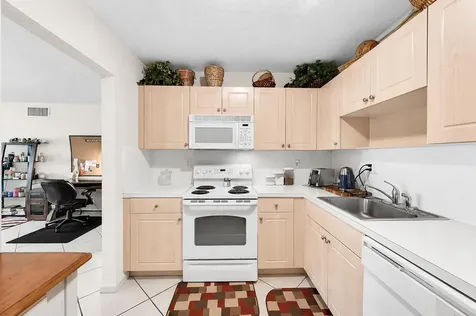 760 SE 2nd Avenue Deerfield Beach FL 33441