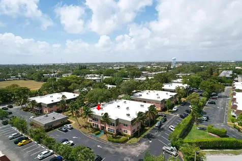 760 SE 2nd Avenue Deerfield Beach FL 33441
