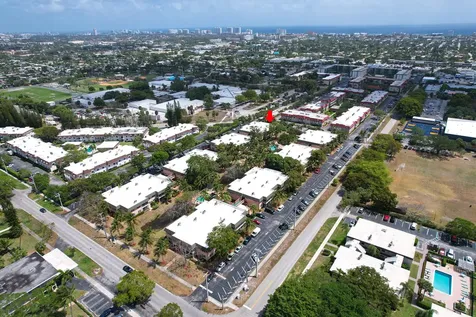 760 SE 2nd Avenue Deerfield Beach FL 33441