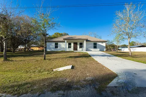 7757 NW 82nd Court Okeechobee FL 34972