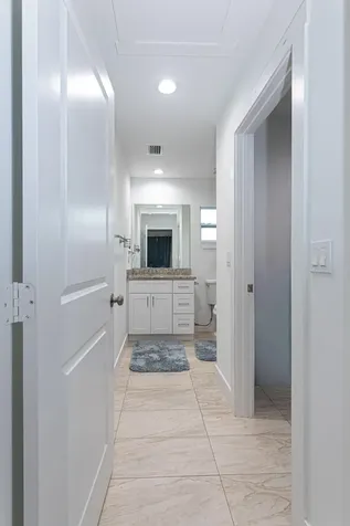 7757 NW 82nd Court Okeechobee FL 34972
