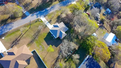 7757 NW 82nd Court Okeechobee FL 34972
